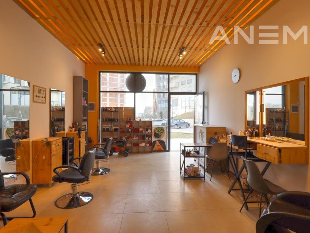 Lokal me qira 38m² në lagjën Mati 1 2