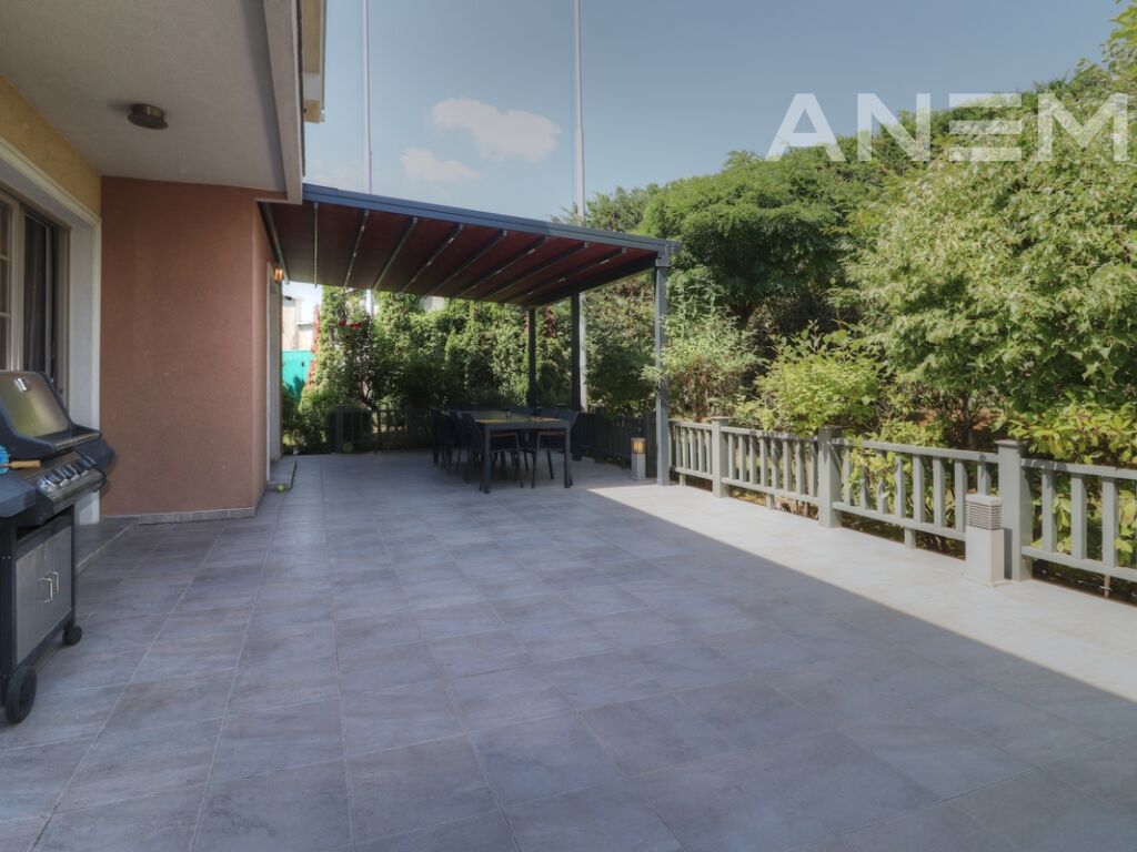 Shtëpi me qira 423m² në Fshatin Ndërkombëtar 2