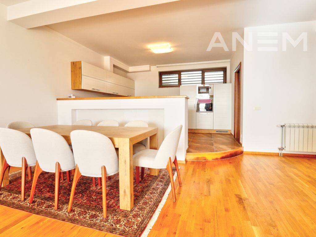 Shtëpi me qira 140m2 në Taslixhe 2