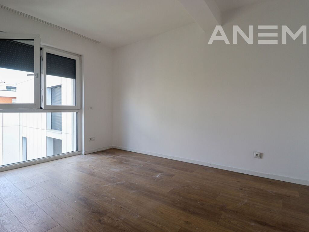 Banesë në shitje 86m² në lagjen e Muhaxherëve 4
