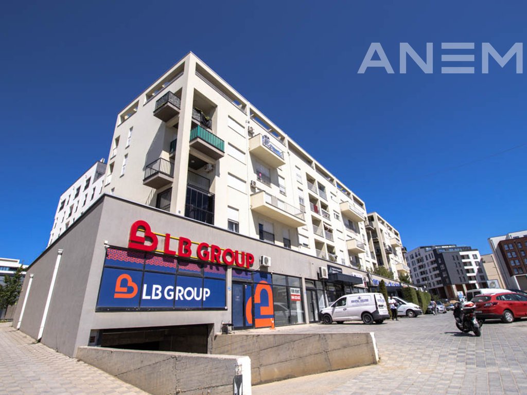 Banesë në shitje 91m² + 40m² tarracë në Arbëri