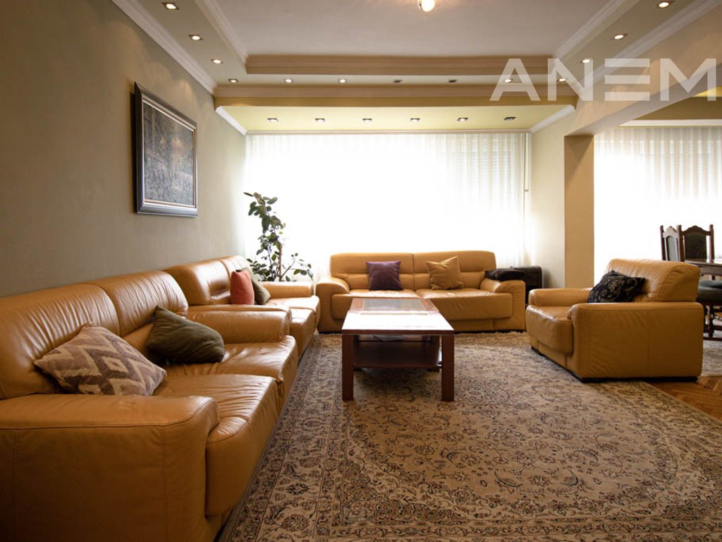 Banesë në shitje 114m² në lagjen Dardania 2