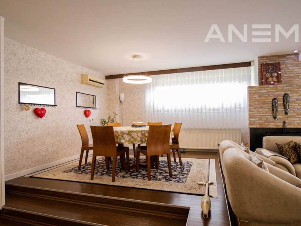 Shtëpi në shitje 400m² në Veternik 2