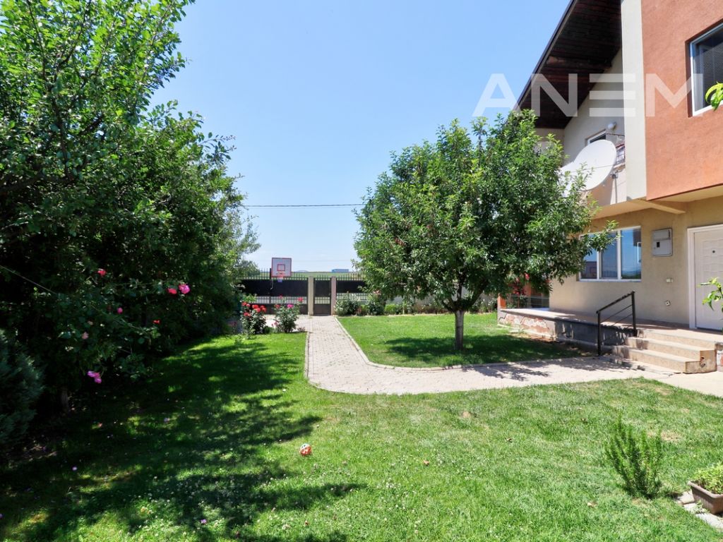 Shtëpi në shitje 230m² te Përroi i njelmët 3