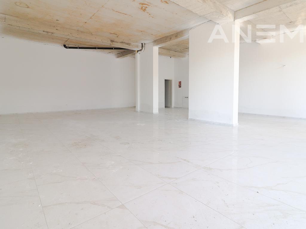 Lokal në shitje 113.14m² në Veternik 3