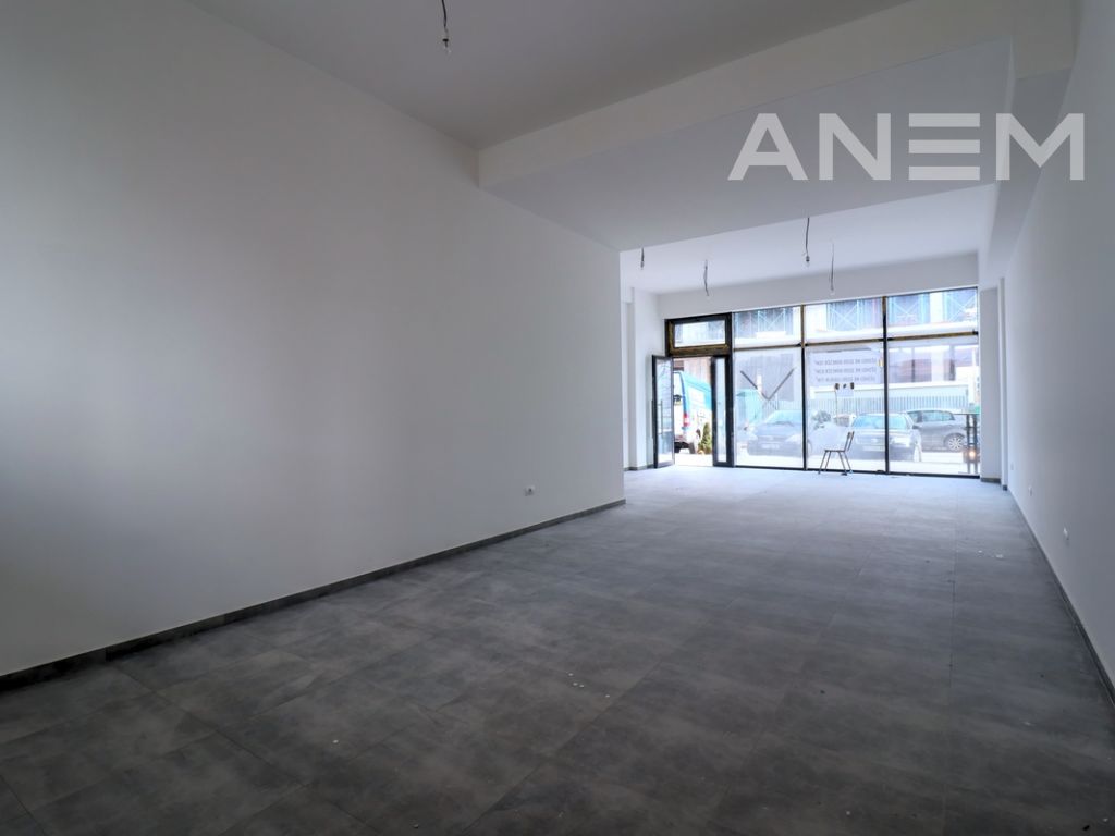 Lokal me qira 77m2 në lagjën e Muhaxherëve 2