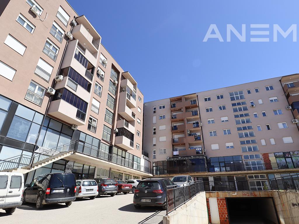 Banesë në shitje 74.5m² në Matiqan