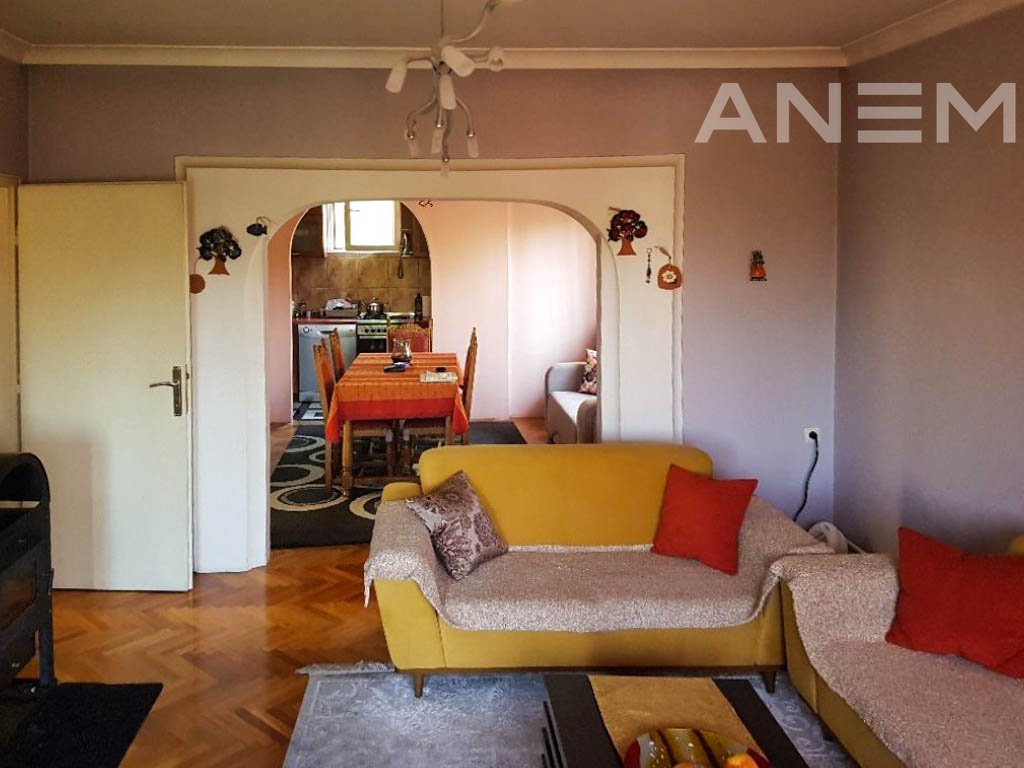 Shtëpi në shitje 260m² në lagjen Taslixhe 2