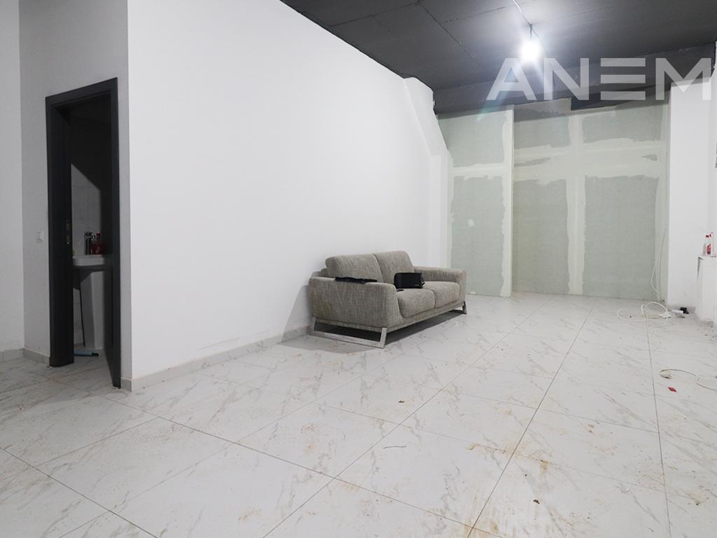 Lokal me qira 85m² te Rruga C 4