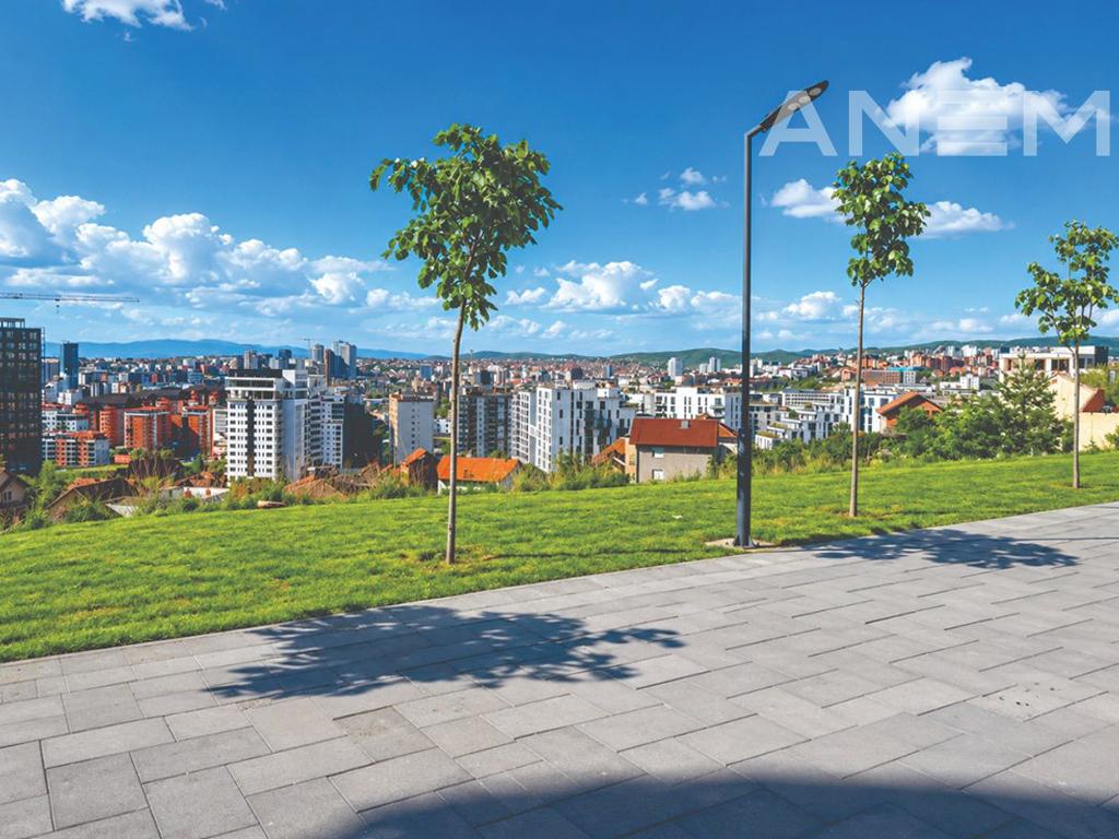 Lokal në shitje 50m² në Veternik 4