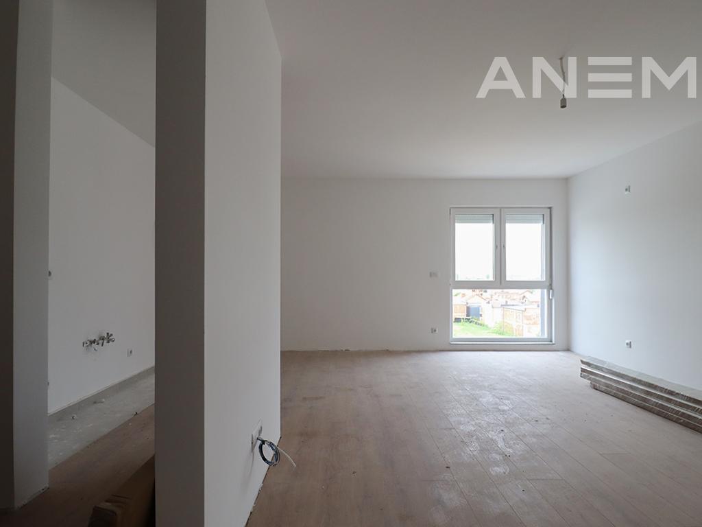 Banesë në shitje 112.931m² në Fushë Kosovë 4