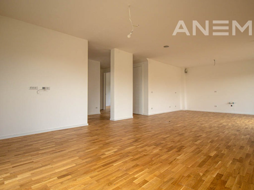 Shtëpi në shitje 245m² në Priam Village 3