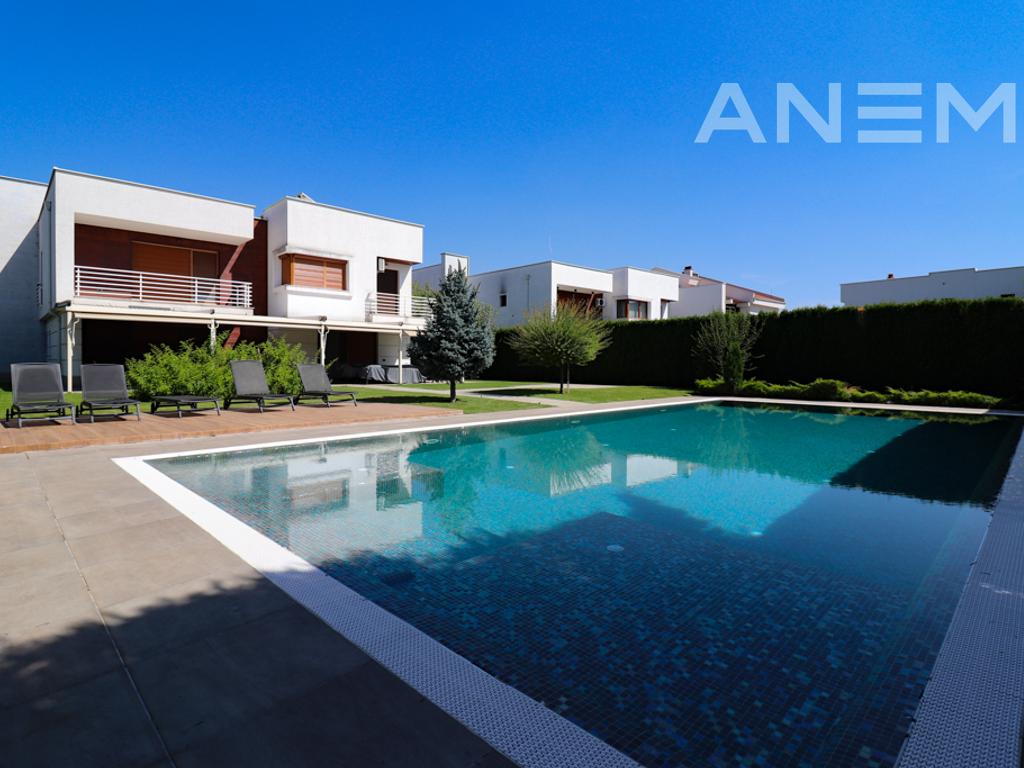Shtëpi në shitje 700m² në Marigona Residence