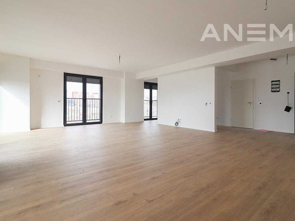 Duplex me qira me 3 dhoma gjumi në Lakrishtë 4