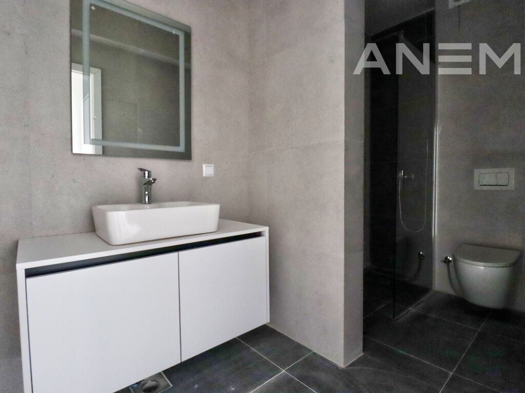 Banesë në shitje 88m² në Veternik 4