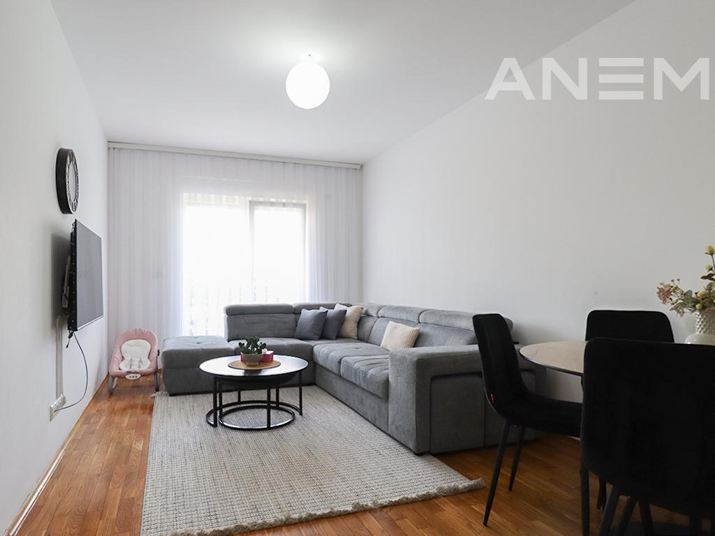 Banesë në shitje 56.09m² në Rrugën C 2