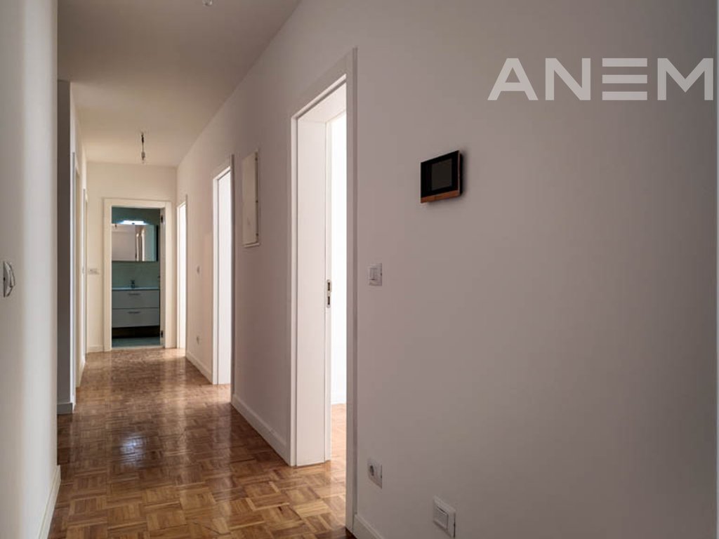Banesë në shitje 116.7m² në Veternik 3