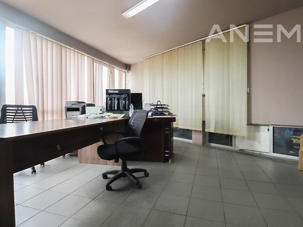 Objekt me qira 1200m² në Çagllavicë 3