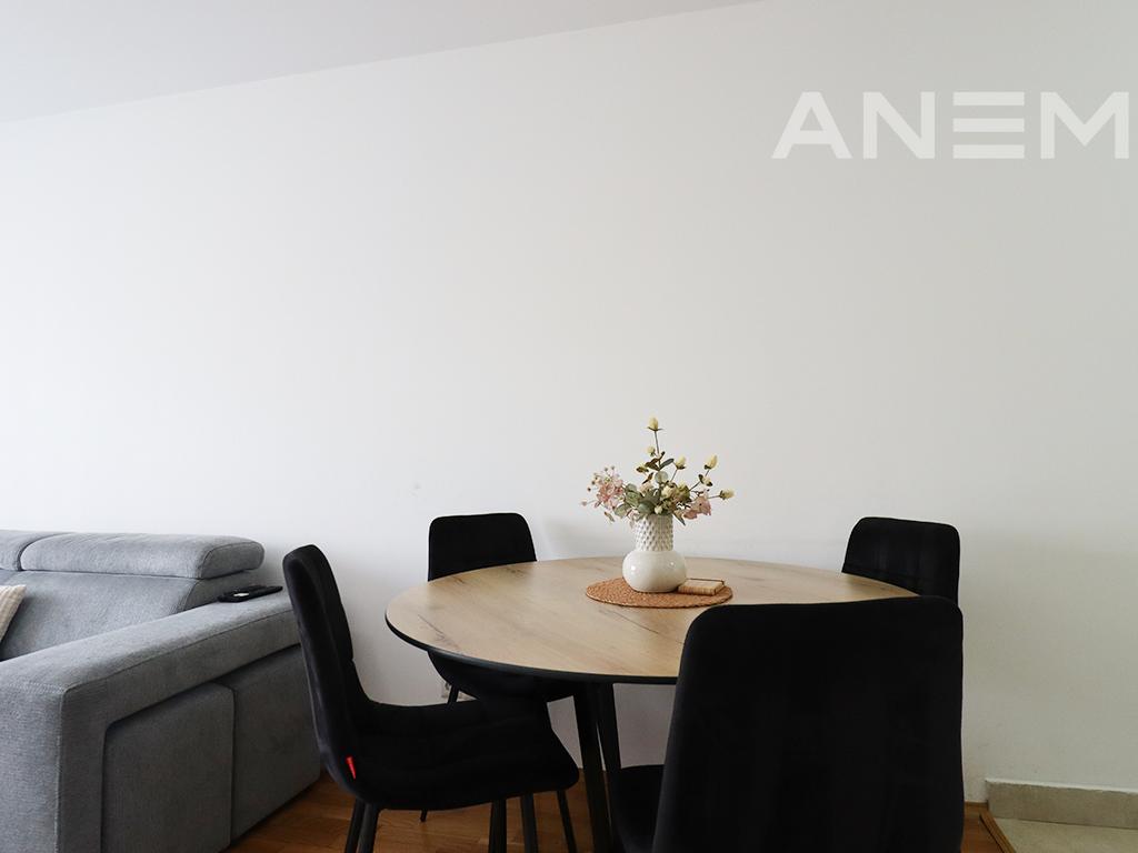 Banesë në shitje 56.09m² në Rrugën C 4