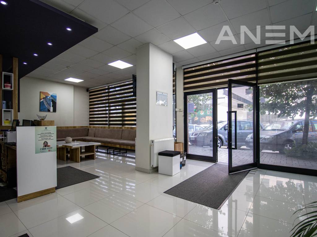 Lokal në shitje 160m² në lagjen Mati 1 2