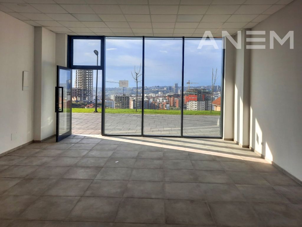 Lokal në shitje 75.79m2 në Prime City 4