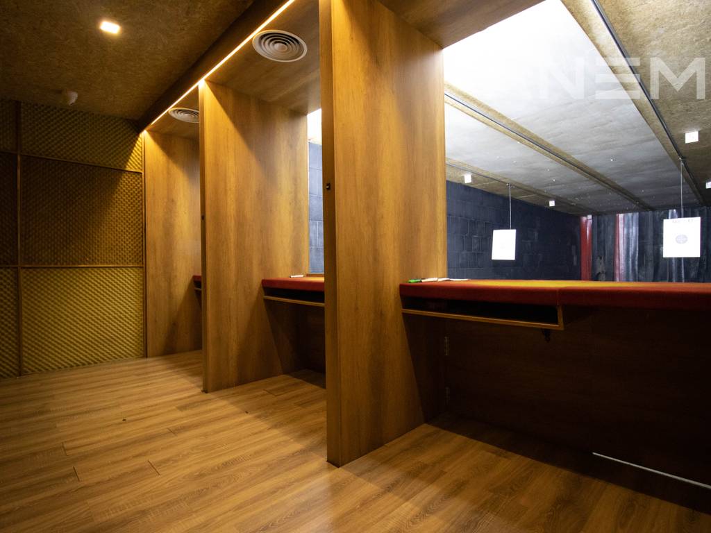 Lokal ne shitje 465m² në Rrugën B 2