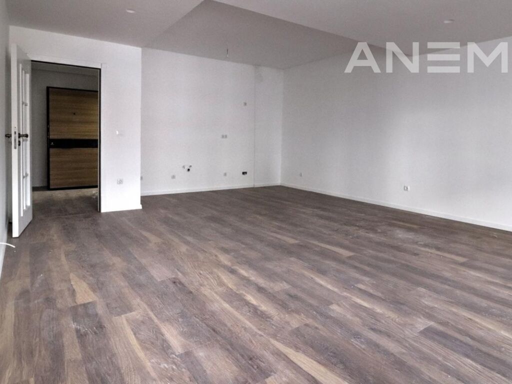 Banesë në shitje 125m² në Lakrishtë 4