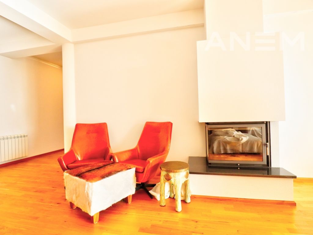 Shtëpi me qira 140m2 në Taslixhe 4