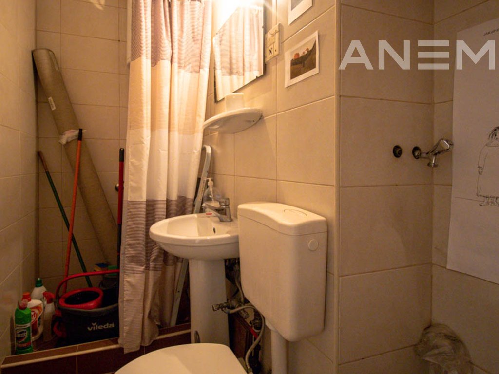 Banesë me qira me 1 dhomë gjumi në Qendër 4