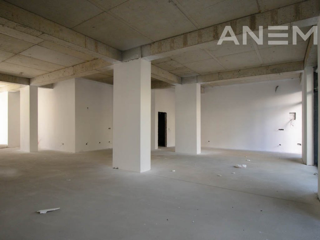 Lokal në shitje me sipërfaqe prej 138.46m² në Mati 1 2