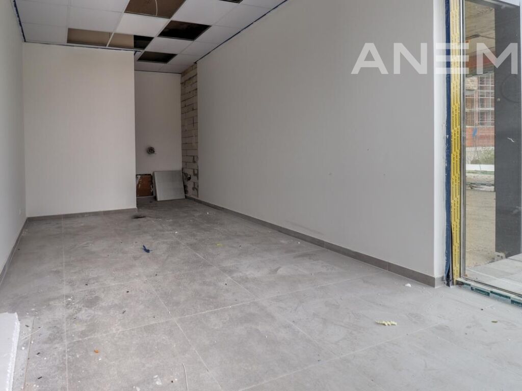 Lokal me qira 20m2 në Veternik