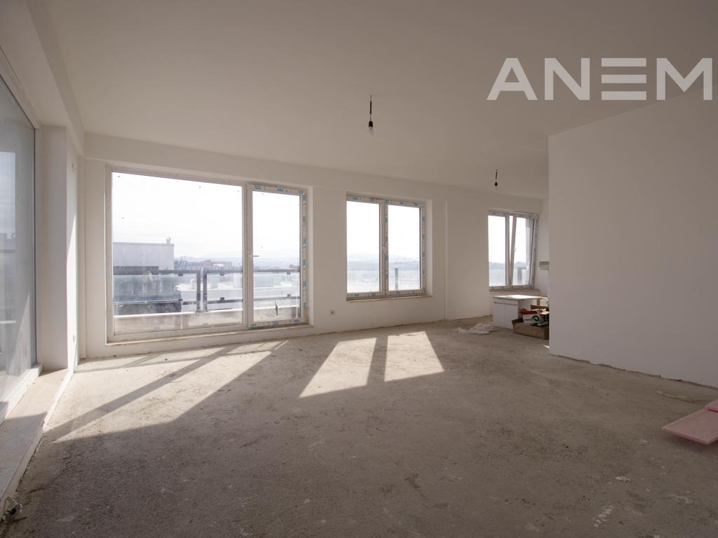 Penthouse në shitje 177m² + 259.50m² tarracë në Mat 1 2