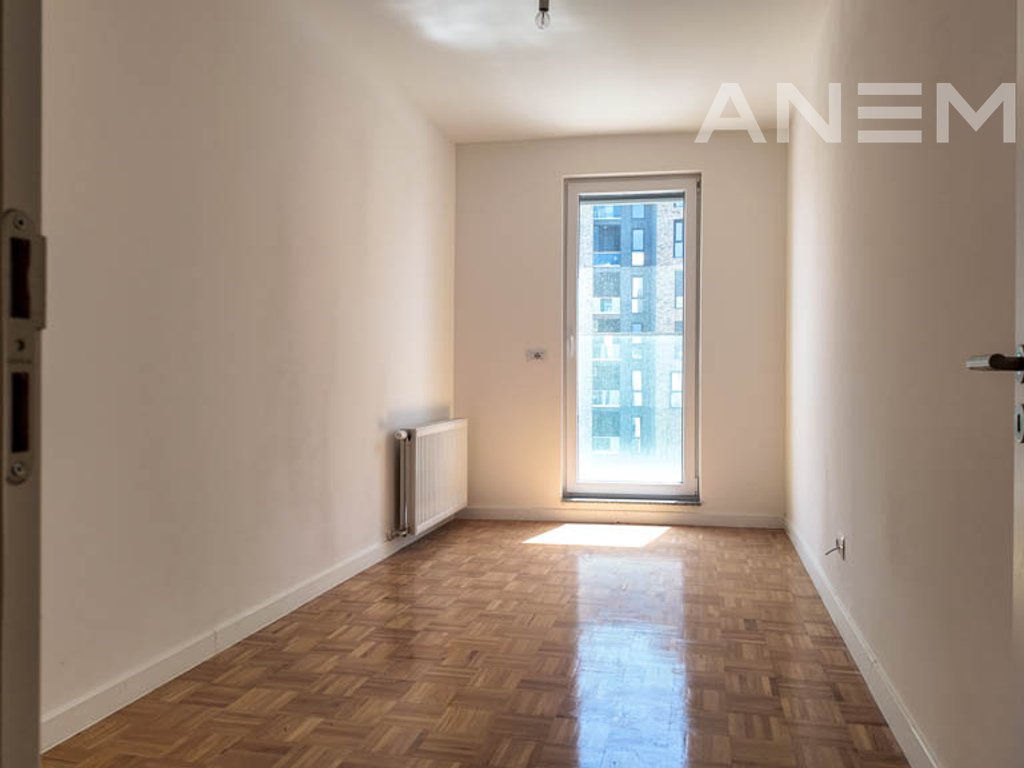Banesë në shitje 116.7m² në Veternik 4
