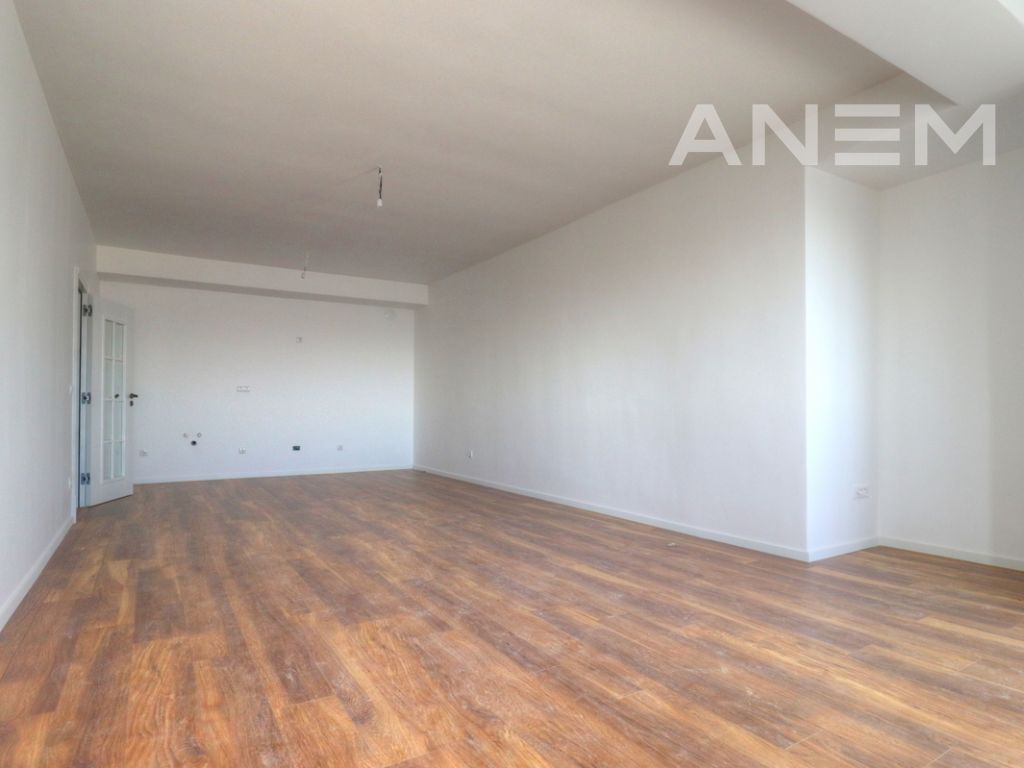 Banesë në shitje 103m² në Lakrishtë 3