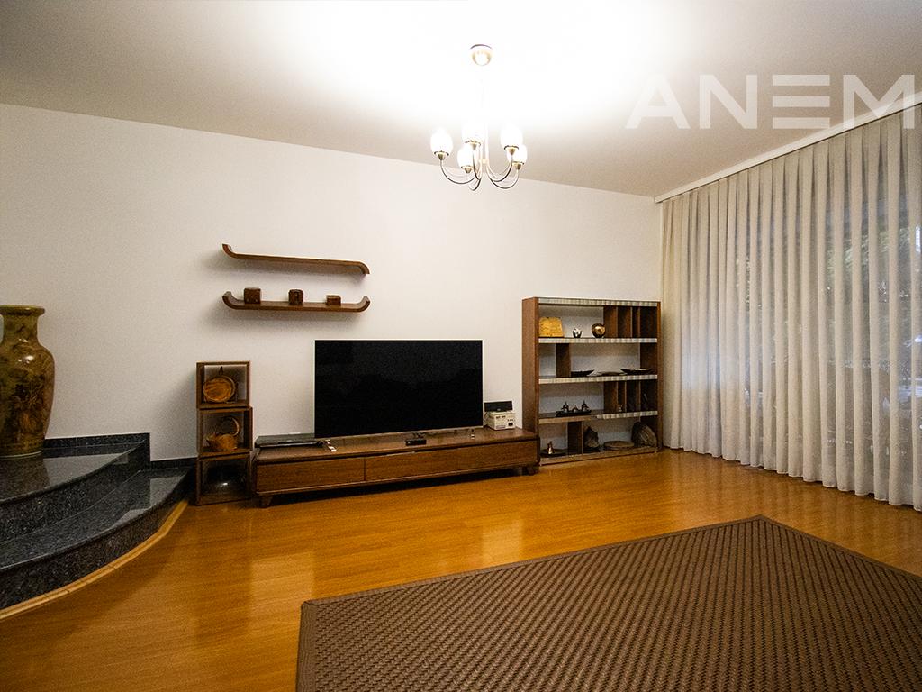 Shtëpi në shitje 510m² në Qendër 4