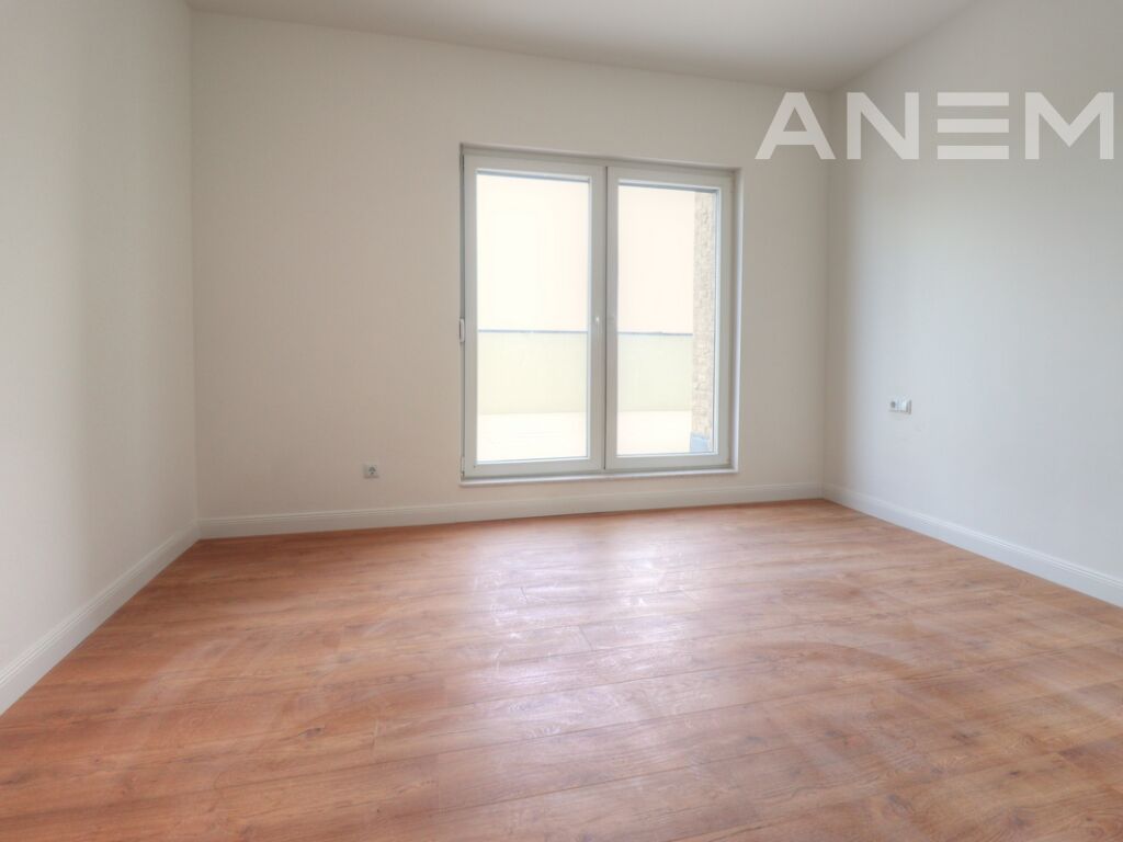 Banesë në shitje 91m² në Veternik 3