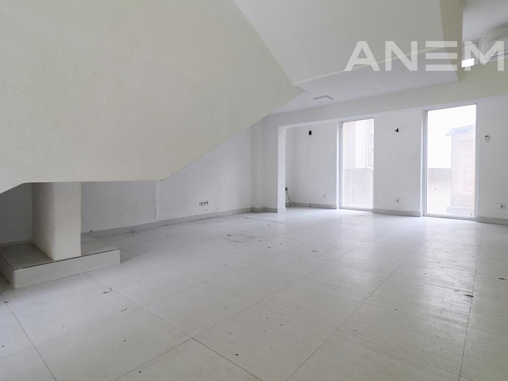 Lokal në shitje 84m² në Tophane