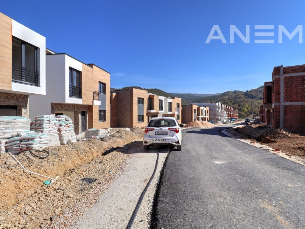 Shtëpi në shitje 246.15m² në fshatin Butovc