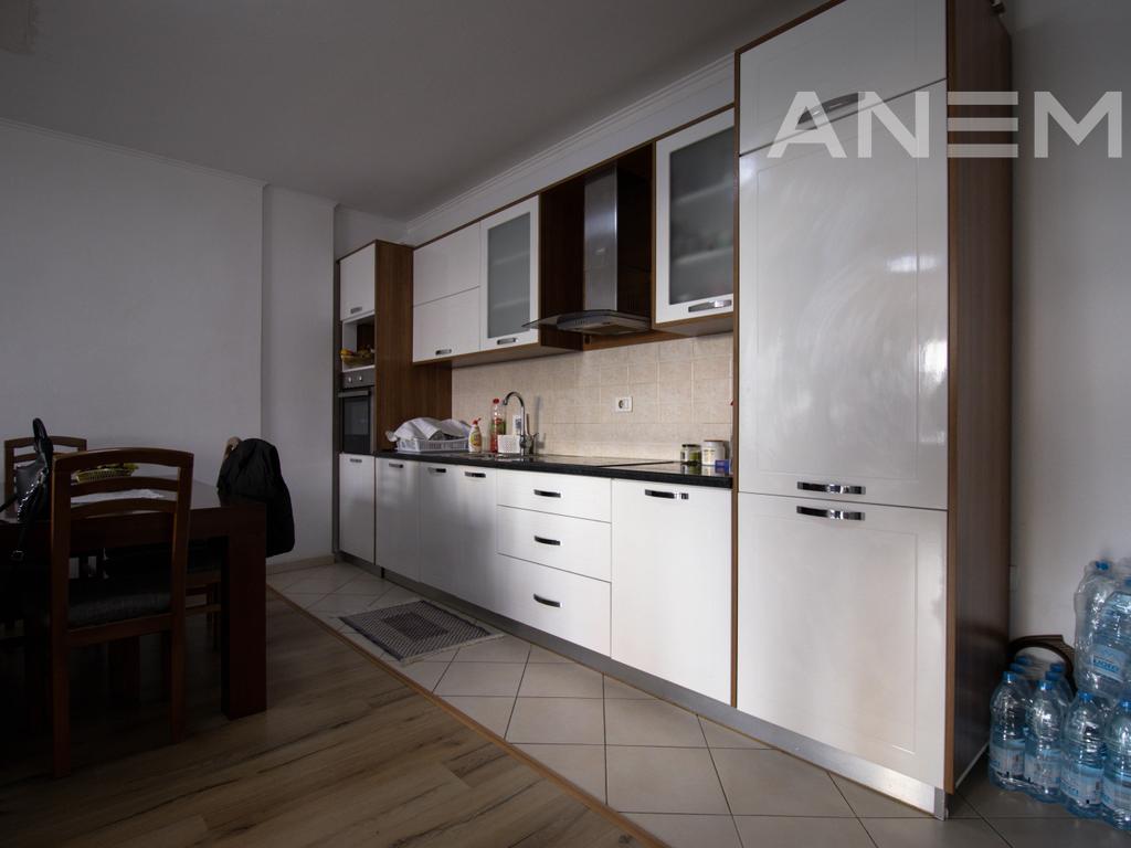 Banesë në shitje 88m² në Lakrishtë 2