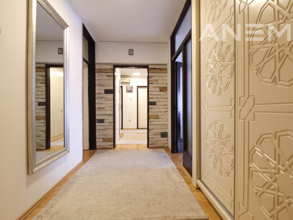 Banesë në shitje 146m² në lagjen Dardania 3