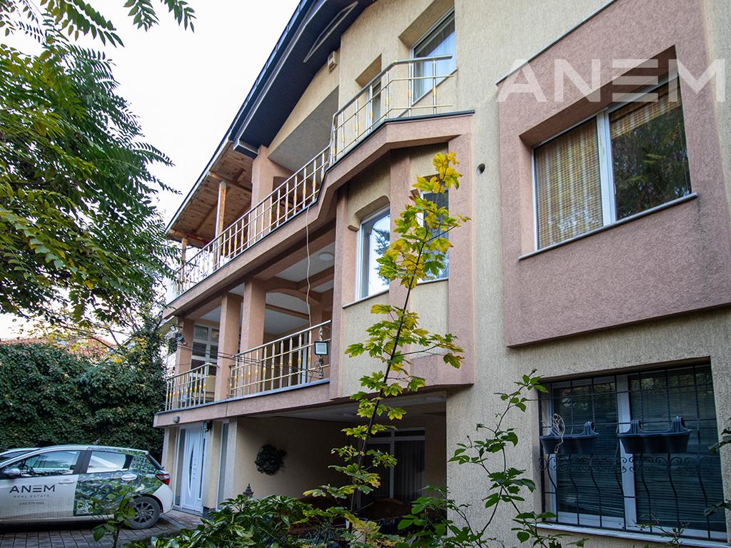 Shtëpi në shitje 510m² në Qendër