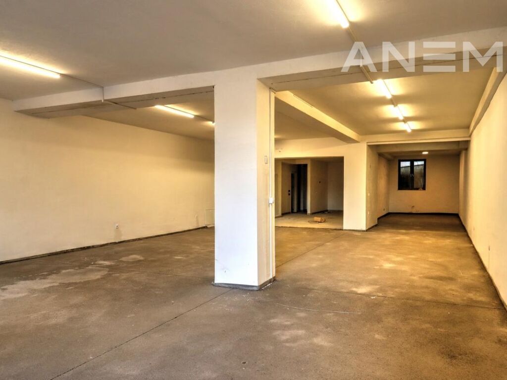 Lokal në shitje 173m² në Mati1 3