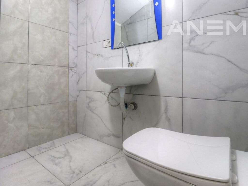 Zyre me qira me 3 hapësira pune në lagjen Kalabria 2