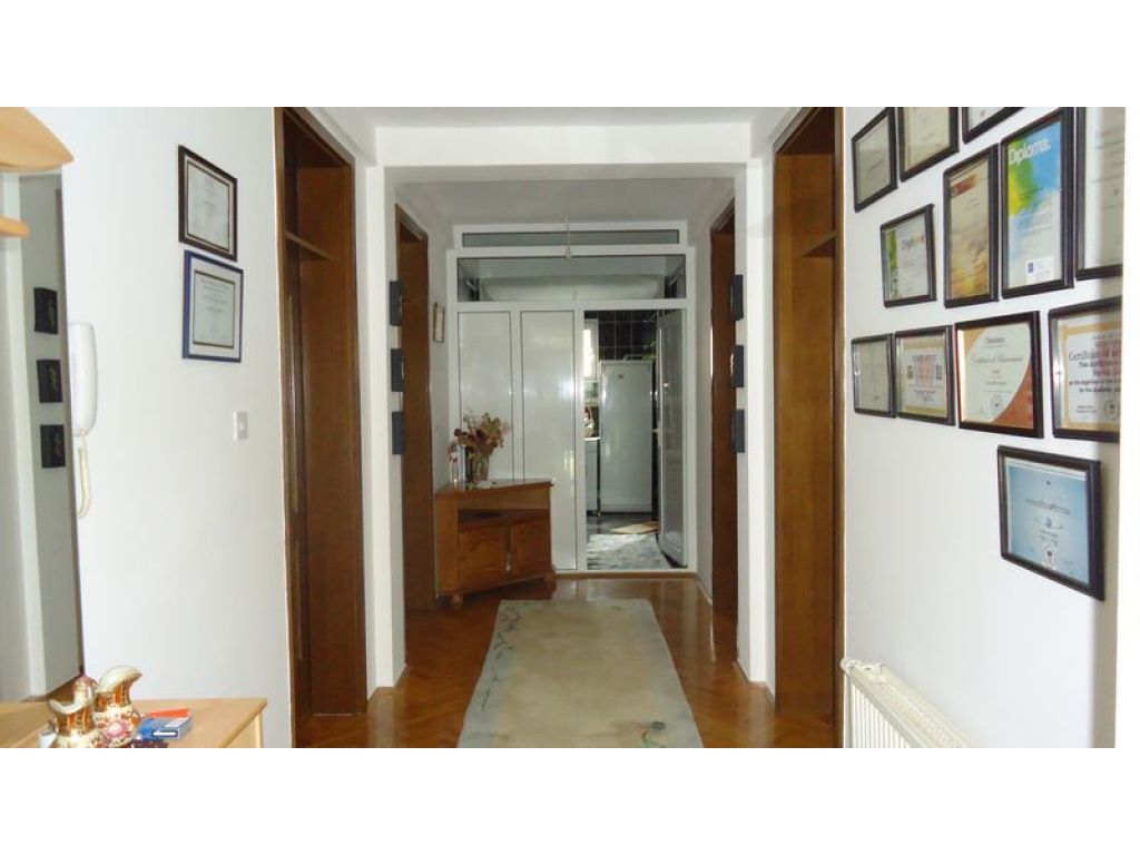 Shtëpi në shitje 1200m² në Kolovicë 2