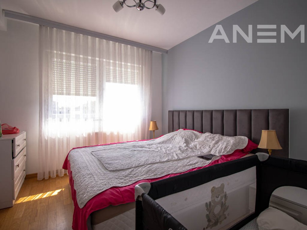 Banesë në shitje 63.7m² në lagjen Kalabria 4