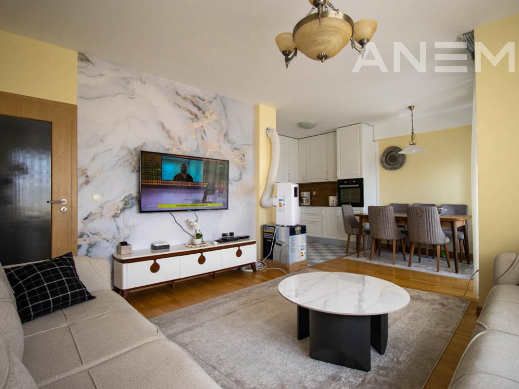 Banesë në shitje 63.7m² në lagjen Kalabria 2