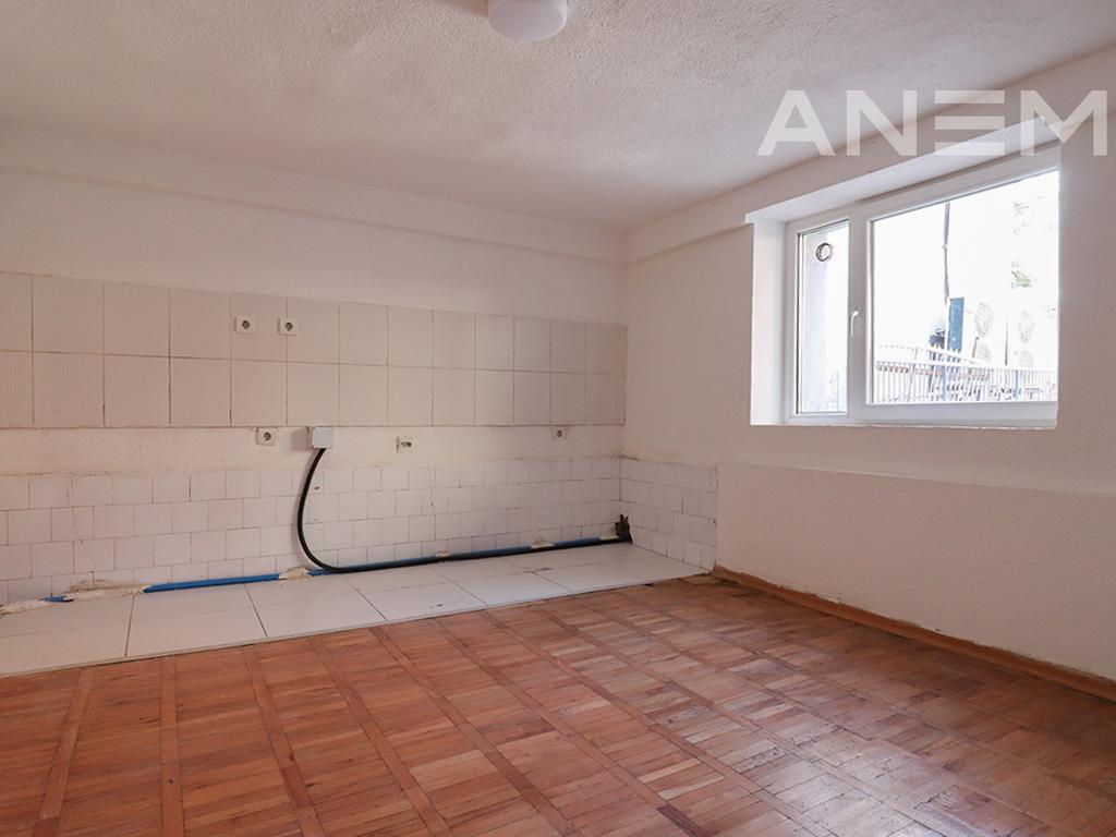 Shtëpi me qira 360m² në Aktash 2