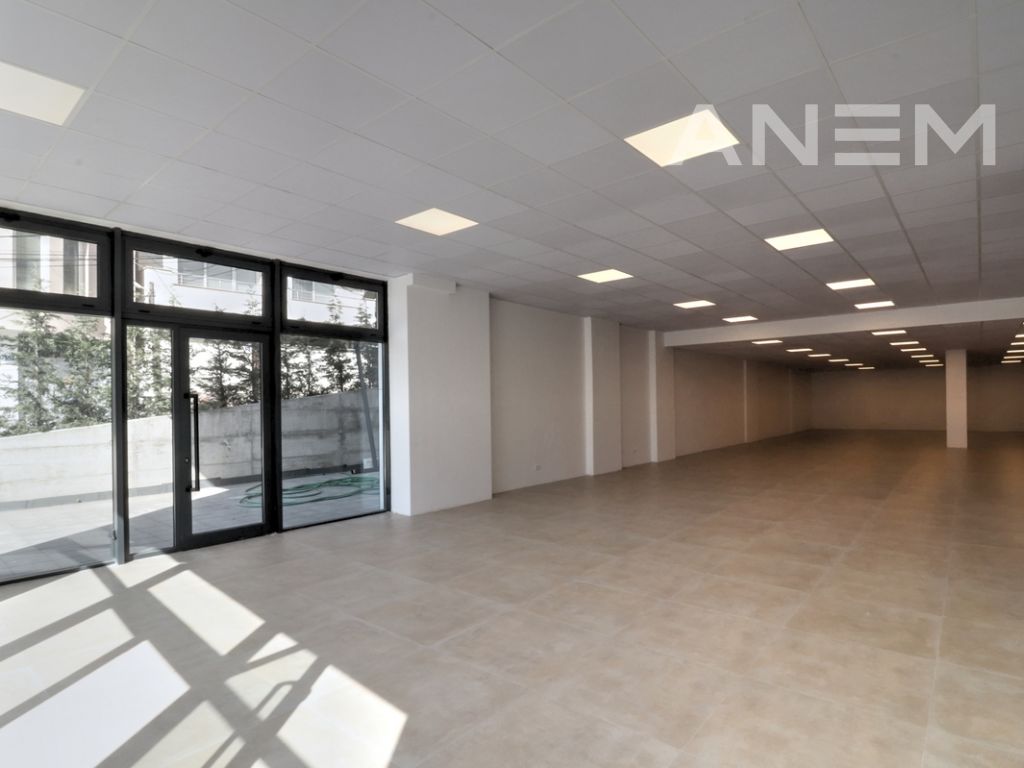 Lokal me qira 285m2 në lagjen e Muhaxherëve 1