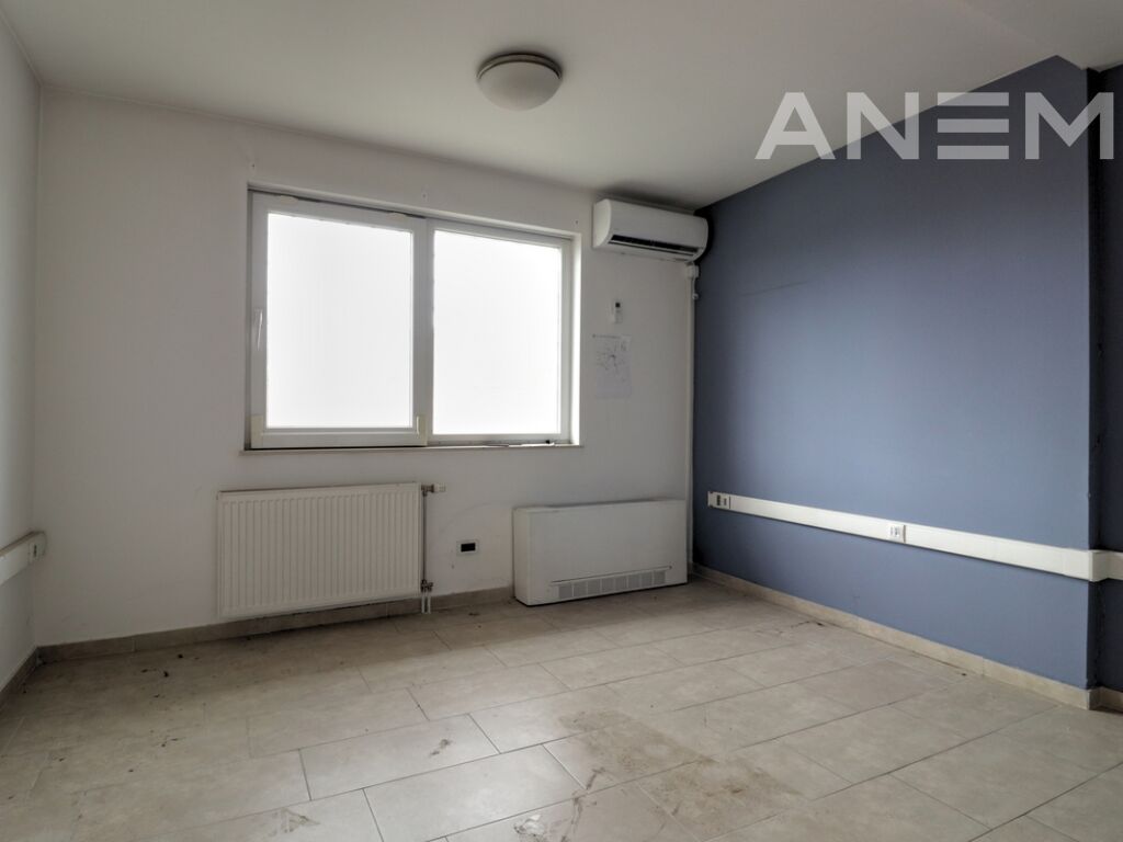 Zyre me qira me 13 hapësira pune në Arbëri 4