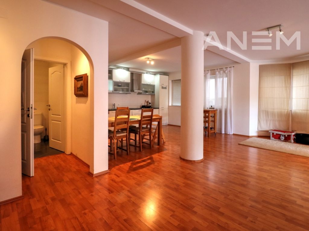 Shtëpi në shitje 700m² në Sofali 2